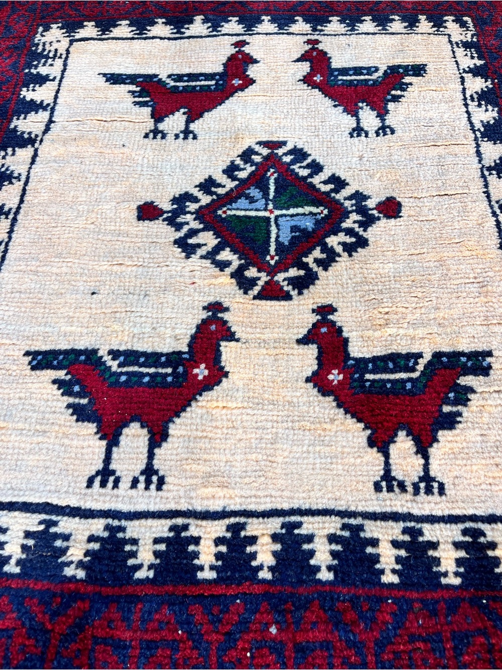 Turkish Vintage Rug - Picture 2 of 9